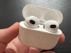 AirPods druhé generace