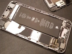 iPhone 6S na opravě