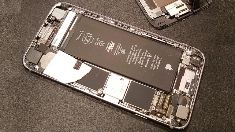 iPhone 6S na opravě iPhone 6S na opravě