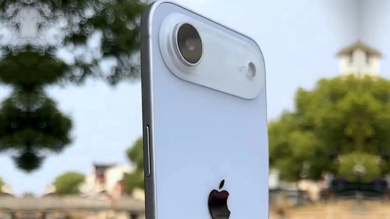 Možný vzhled iPhonu 17 Air Možný vzhled iPhonu 17 Air