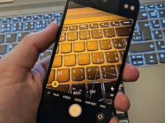 iPhone, zapnutá kamera