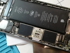Oprava iPhonu v servisu