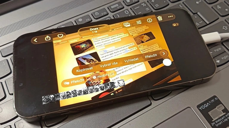 Výběr textu z fotografie na iPhonu