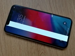 iPhone X s nefunkčním displejem