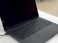 MacBook Pro ve vesmírně černé barvě