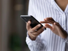 Mobilní telefon