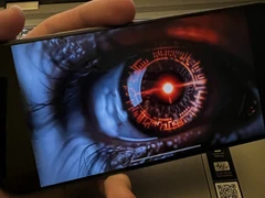 Telefon je sledován hackerem