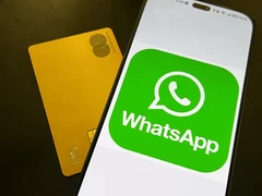 WhatsApp a platební karta