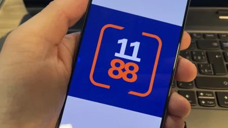 Rada, která vyjde pekelně draho. Jediný hovor na linku 1188 vás může stát stovky korun. Cenou se zabýval i ČTÚ