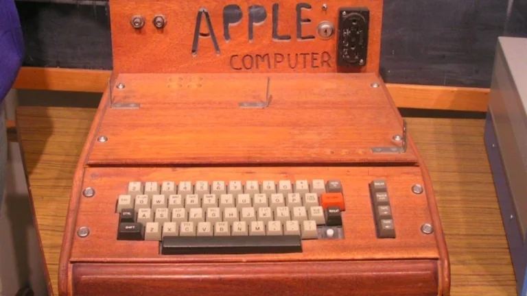 Počítač Apple-1