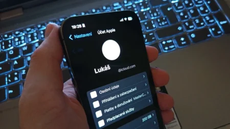 Apple v obavách o bezpečnost lidí radí, jak chránit svůj nejcennější účet a vyhnout se krádeži peněz i ztrátě soukromí