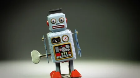 Dětský robot s kamerou a mikrofonem může špehovat dítě, rodiče i zbytek domácnosti