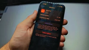 Vymazat mezipaměť aplikací na iPhonu není zcela nemožné. Tvůrci aplikací to však sami od sebe nenabízí