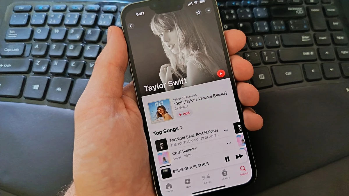 Rozhovor: Spotify přestalo inovovat, zato Apple Music nabízí uživatelům stále více. Mají tak získat nejlepší hudební platformu na světě