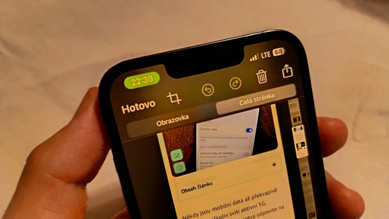 Screenshot celé obrazovky na iPhonu