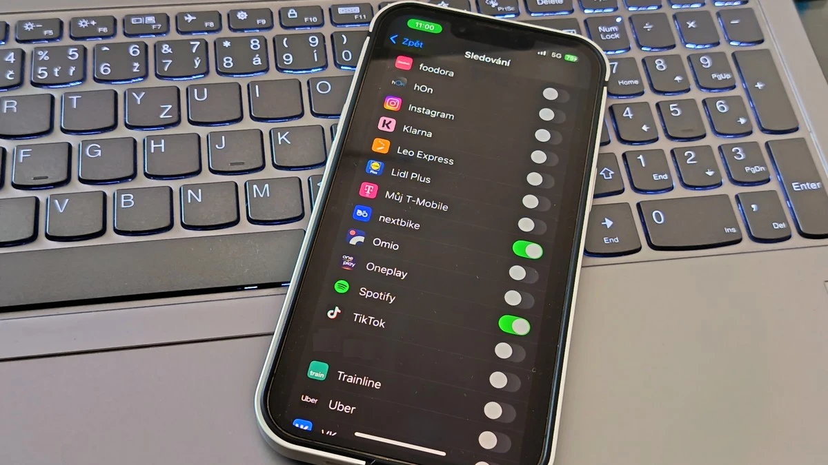 Drze vás špehují a je vám to jedno. Smažte oblíbené aplikace, které vás sledují na každém kroku