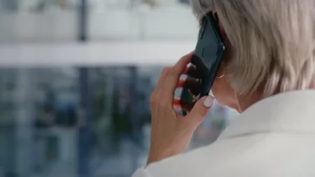 Dejte si pozor na tuto SMS jménem známé firmy, lehce vám do budoucna zavaří