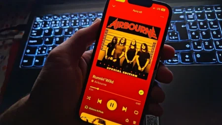 Zřejmě nejlepší způsob, jak stahovat hudbu na Android. Žádné předplatné nepotřebujete a je to extrémně snadné