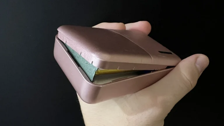 Nafouknutá powerbanka