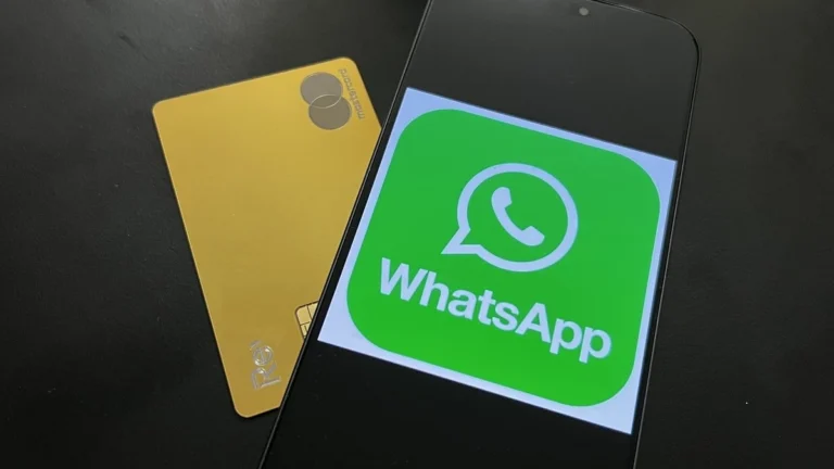 WhatsApp a platební karta