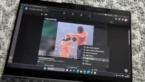 Z Facebooku můžete stáhnout jakékoliv video. Není k tomu třeba aplikace ani nástroj třetí strany, i když také existuje