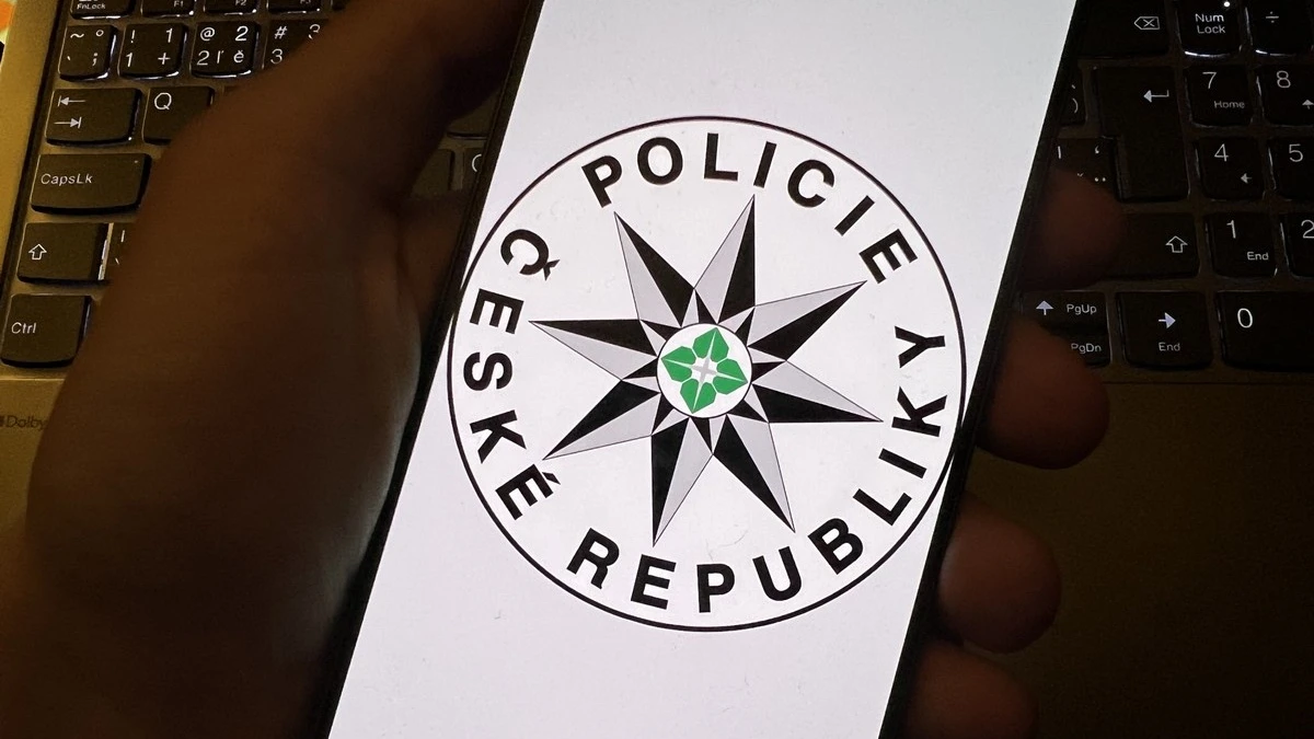 „Přišla mi pokuta od policie, tak jsem ji zaplatil,“ říká Martin. Pak mu vykradla účet