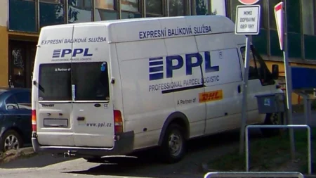 „PPL mi mělo doručit zásilku, ale byl v ní kámen. Dopravce reklamaci zamítl,“ kroutí nevěřícně hlavou Petr