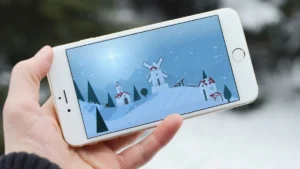 Zimní teploty jsou tu a poškozují vám telefon, ale mnozí to ignorují. Ochránit ho můžete různě, nejnáchylnější je baterie