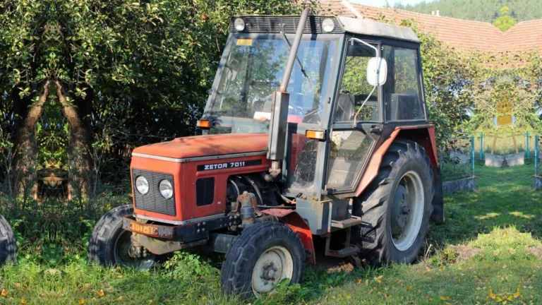 Traktor Zetor