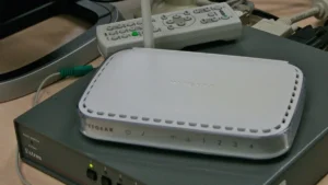 Oblíbené Wi-Fi routery v ohrožení. Zločinci našli způsob, jak zneužít jejich bezpečností chyby a ovládnout PC i mobil