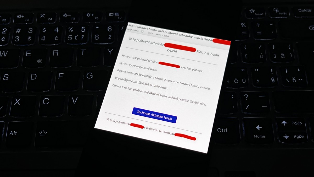 Falešný e-mail od Googlu vypadá jako originál. Kdo klikne na odkaz, přijde o celý účet i přístup k bankovnictví