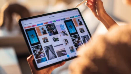 Apple zřejmě vyvíjí nový operační systém pro domácnosti, které chtějí využívat umělou inteligenci