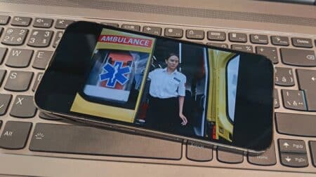 Záchranáři na dálku v reálném čase přesně uvidí, co se děje. Funkce iPhonu, která lidem unikla