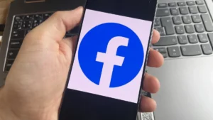 Z 6 000 Kč slibují zhodnocení na 170 000 Kč. Pozor na podbízivé investiční reklamy na FB a IG, okradou vás