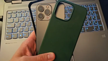 Apple si patentoval obal na iPhone s integrovaným Touch ID. Má přinést zcela nové možnosti