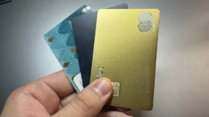 Chtěla si přivydělat přes internet, ale skončila na dlažbě. Okradli ji o 5,5 milionů, z čehož si většinu půjčila