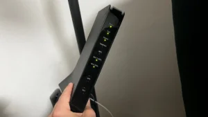 Jak zjistit, kdo je připojený k vaší Wi-Fi, a jak ho snadno odpojit