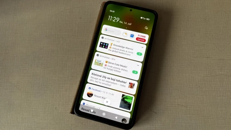 Systémové reklamy na telefonech Xiaomi