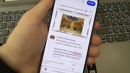 Stop ohýbání pravdy a dezinformacím. Ověřte si, zda je fotka či video (ne)pravdivé přes bezplatný nástroj od Googlu