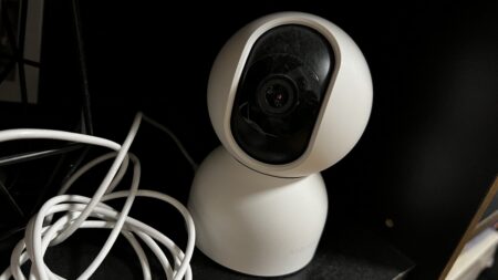 Spoléháte se na to, ale bezpečnostní kamera vás ochránit nemusí. Lidé ji instalují špatně a zlodějům tak otevírají dveře