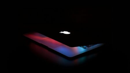 Apple mění hierarchii produktů a přidá ultra-drahou třídu, aby z lidí vyrazil ještě více peněz