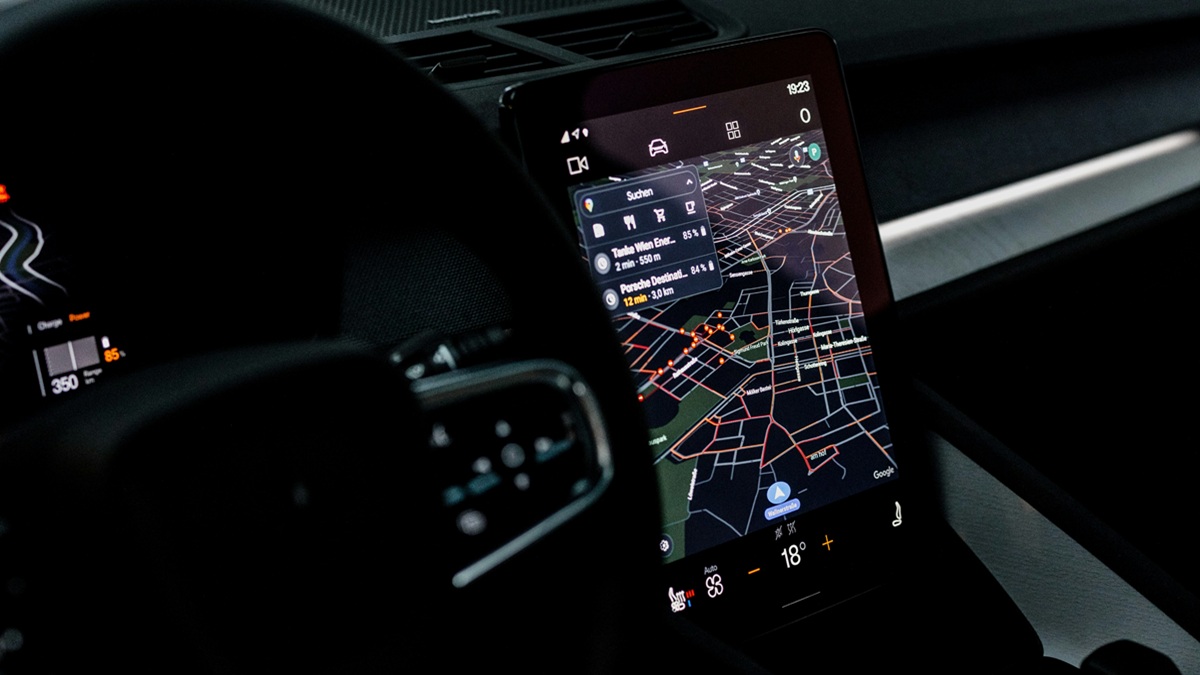 Bezdrátové Android Auto za 600 Kč. Vývojář znemožnil drahé adaptéry jediným projektem