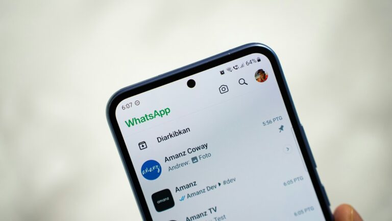 Mobil, WhatsApp