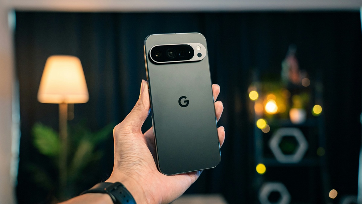 Řekněte „sbohem“. Éra malých smartphonů končí. Výrobci narazili na nepřekonatelný technický problém