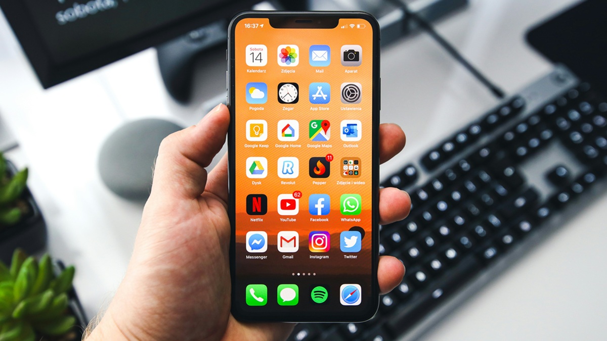 Věčně plná paměť a zasekaný telefon. Vypněte jedno nastavení WhatsAppu, které máte zapnuté, a přitom špatně