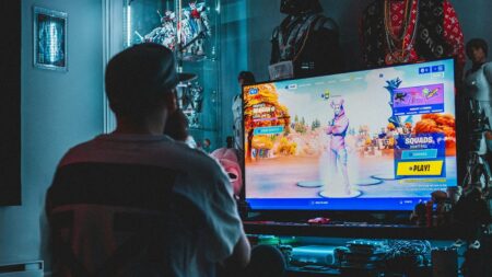 Většina Čechů si kupuje špatnou televizi, protože nezná parametry, které rozhodují o kvalitě obrazu