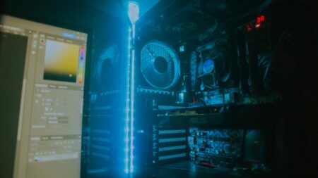Windows 10 ISO: starý systém pořád žije a Microsoft ho dokonce nabízí zdarma ke stažení. Na internetu ho ale jen tak nenajdete