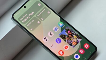 Samsung má v nastavení schovaný přepínač, který šetří mobilní data i baterii
