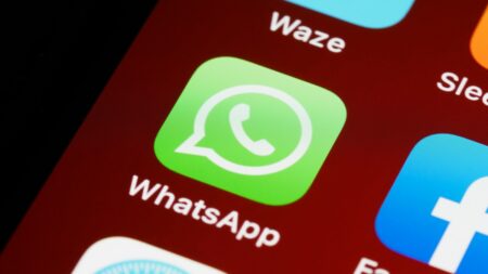 WhatsApp brzy přestane fungovat na desítkách telefonů. Zkontrolujte si verzi systému, než bude pozdě