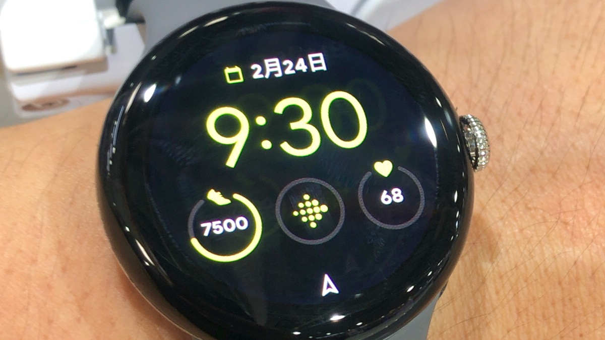 Potápěč vylovil z Karibiku neznámé chytré hodinky. Byl to dosud neoznámený prototyp Google Pixel Watch